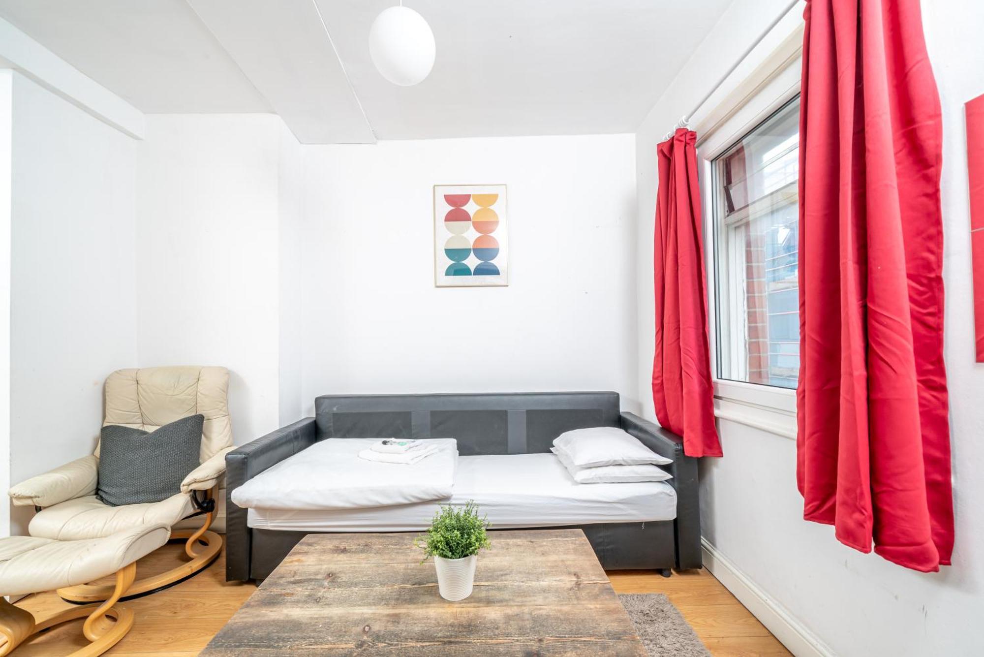 Carnaby & Oxford Street - Central Soho - One Bedroom - Double Bed & Sofabed Лондон Екстериор снимка