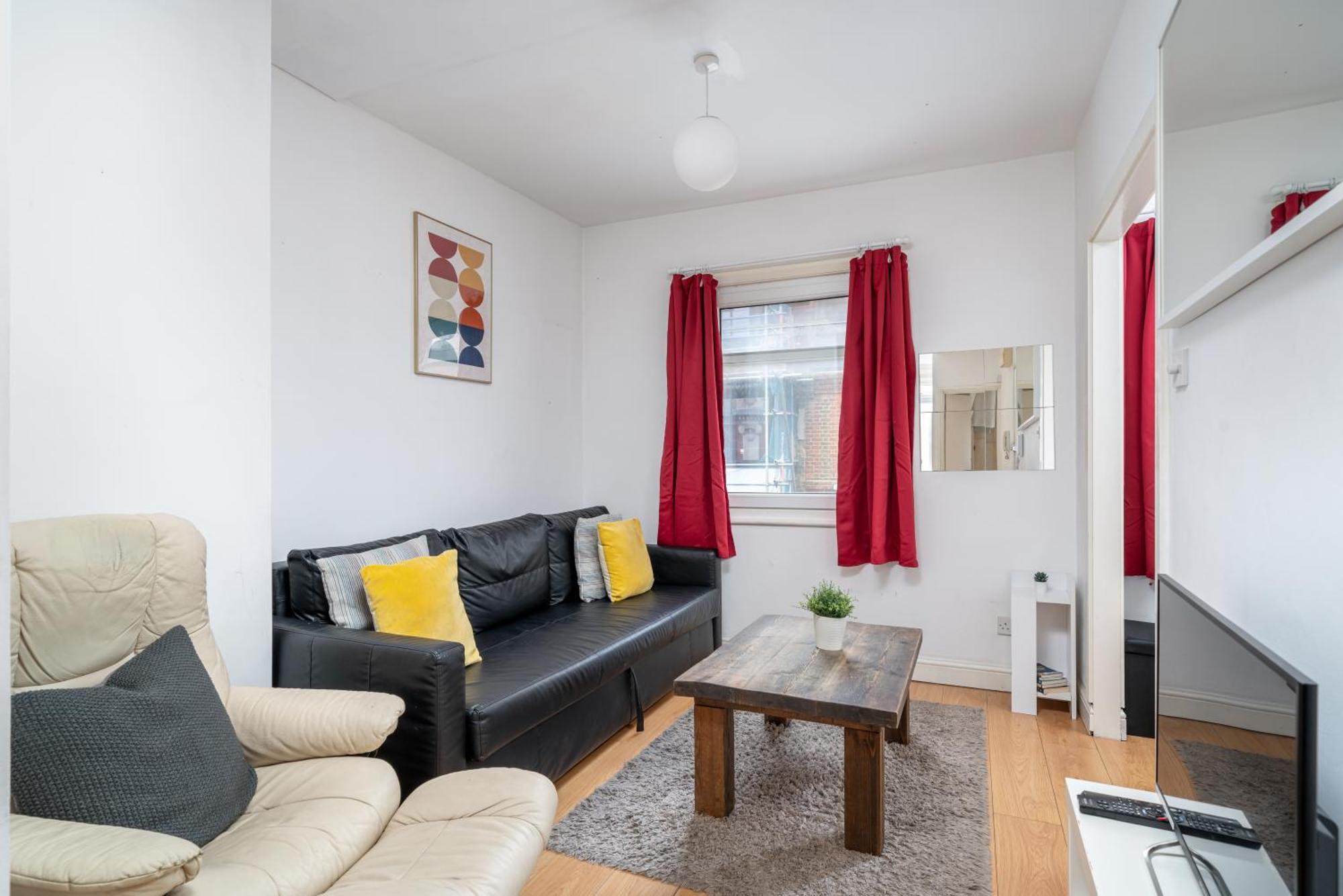 Carnaby & Oxford Street - Central Soho - One Bedroom - Double Bed & Sofabed Лондон Екстериор снимка